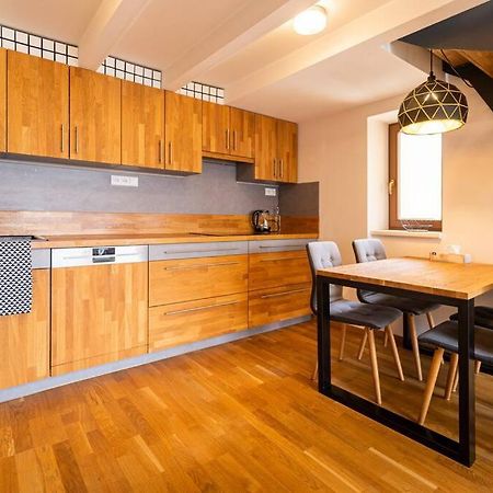Luxusni Byt S Terasou V Centru Brno Exteriér fotografie